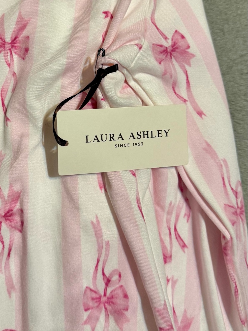 Laura Ashley Women’s  Pink & White Striped Bow-Print Pajama Set Size S NWT - Picture 5 of 8